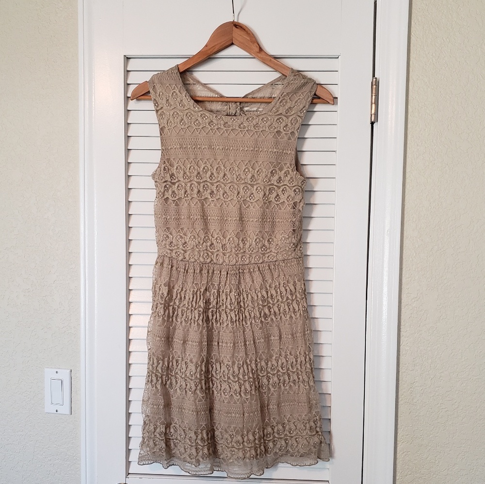 Beige Dress Juniors Medium - Three Pink Hearts